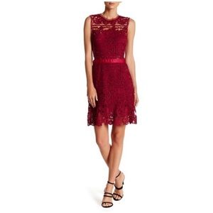 (Sz S) Romeo&Juliet Couture Sleeveless Lace Dess